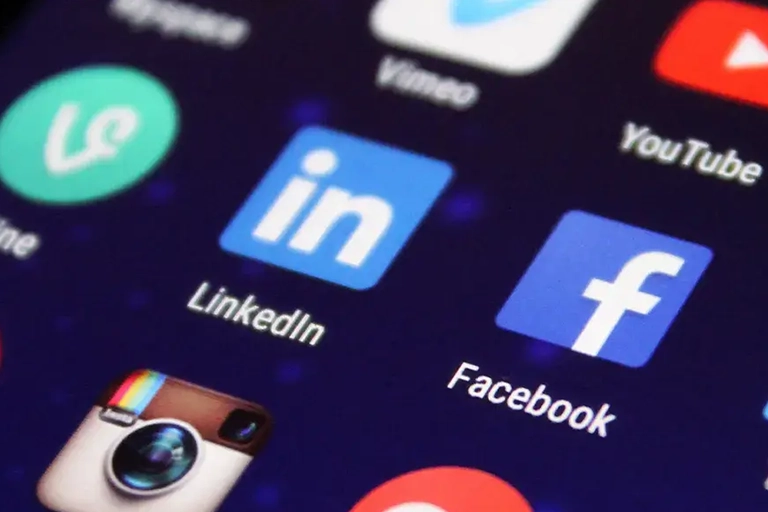 FINDING THE RIGHT WORDS HELPED A DATING APP FIND GREATER SUCCESS 2